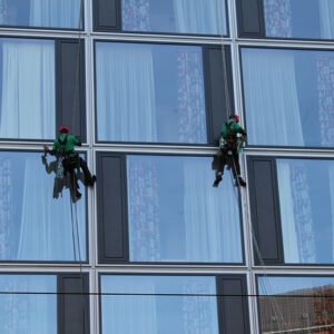 Fensterreinigung essen . fenster putzen mit Einsatz